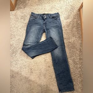 Gently Used Women’s Express Jeans